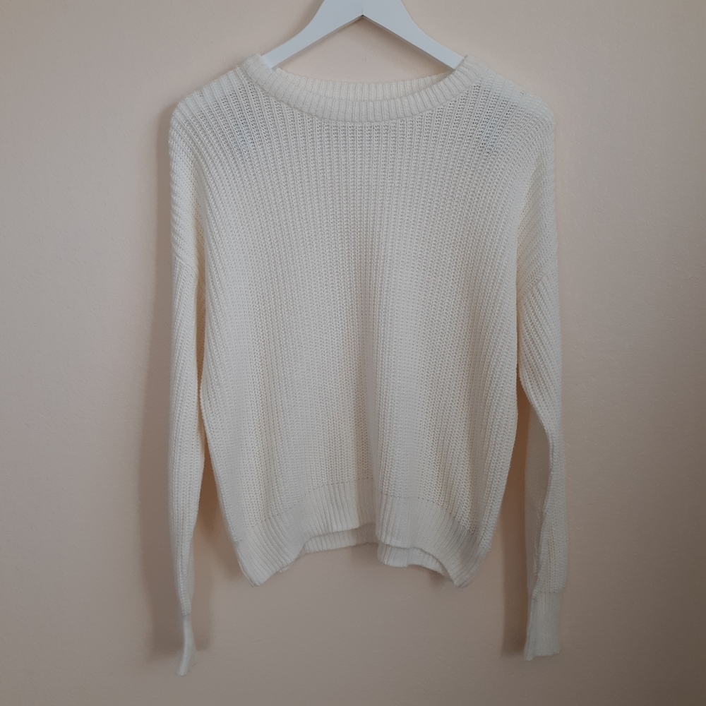 Urban Outfitters Long Sleeve Chunky Knit Sweater Ivory Capsule Classic - Picture 1 of 6